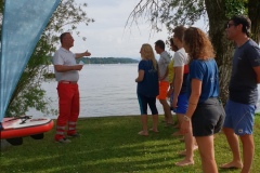 Holger erklärt die Gefahren auf dem Starnberger See